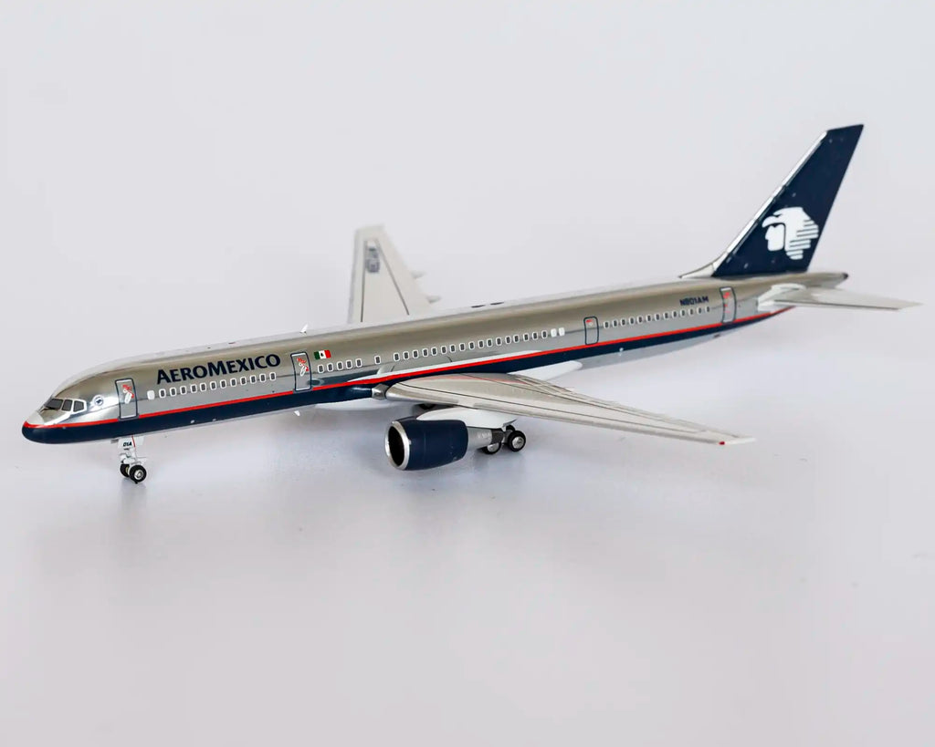NG Models 墨西哥航空波音 757-200 N801AM