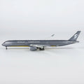 NG Model 1:400 Starlux Airlines  Airbus A350-1000 Airsorayama Silver B-58553 (Luxury Edition)