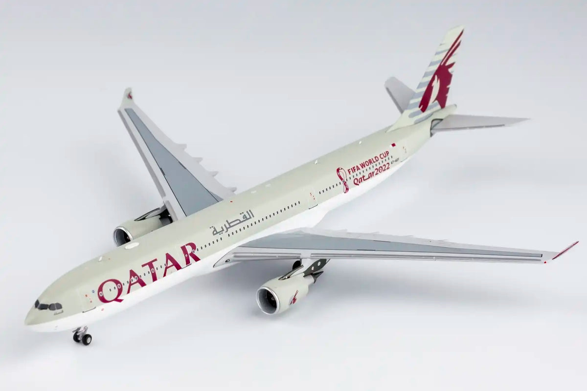 NG Models Qatar Airways Airbus A330-300 A7-AEF