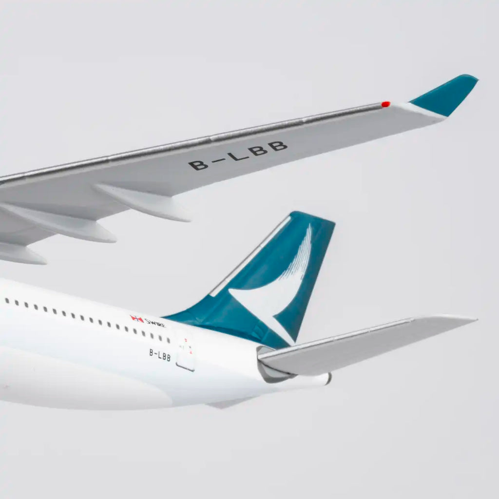 NG Models Cathay Pacific Airbus A330-300 B-HLV