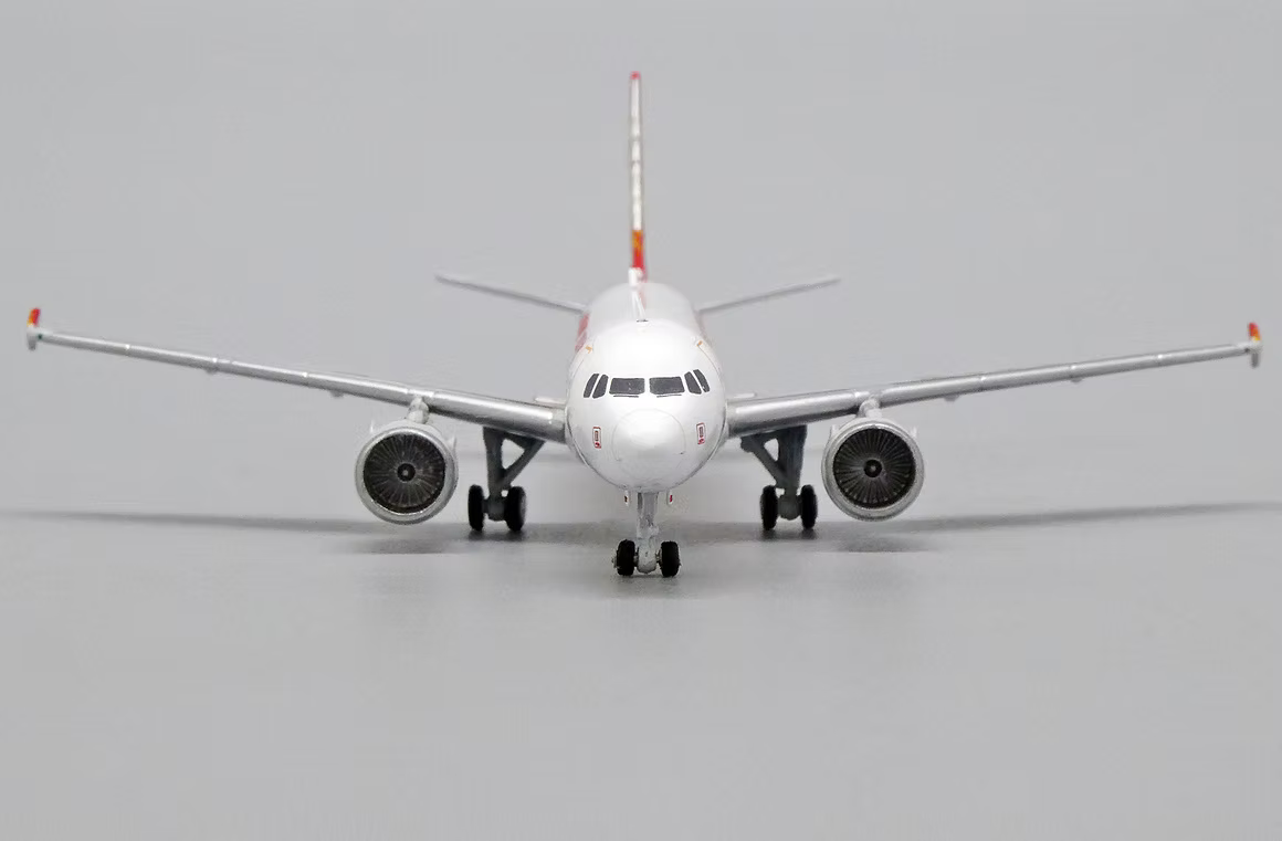 JC Wings 香港航空（Hong Kong Airlines）空中巴士 A320 B-LPI 1:400 飛機合金模型