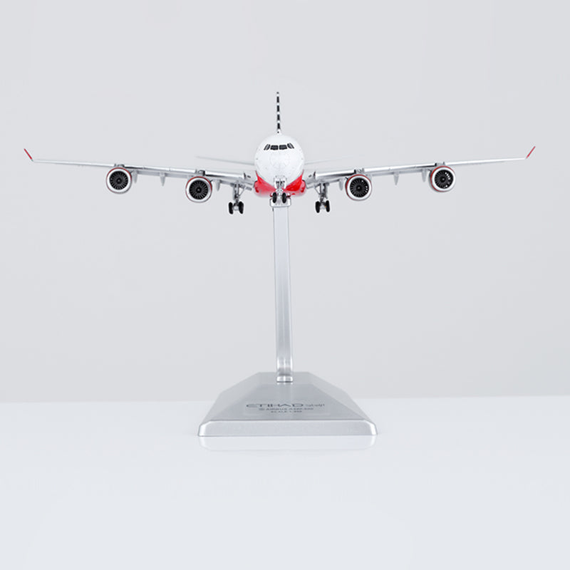 1/400 阿聯酋航空 A340-642 A6-EHJ「2016 年阿布達比大獎賽」襟翼放下型