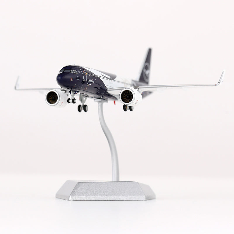 HX Models 1/400 Lufthansa Airbus A320NEO" 100th Anniversary" D-AIND Scale Model