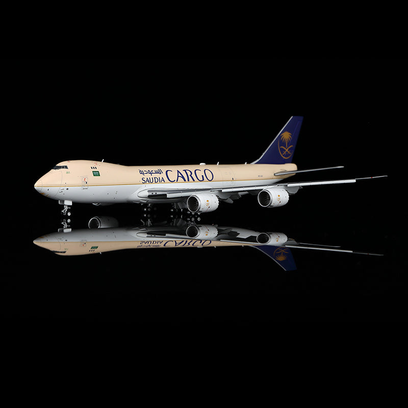 HX Models Saudi Arabian Airlines Cargo B747-8F HZ-AI3 "Flaps Down" Scale Model