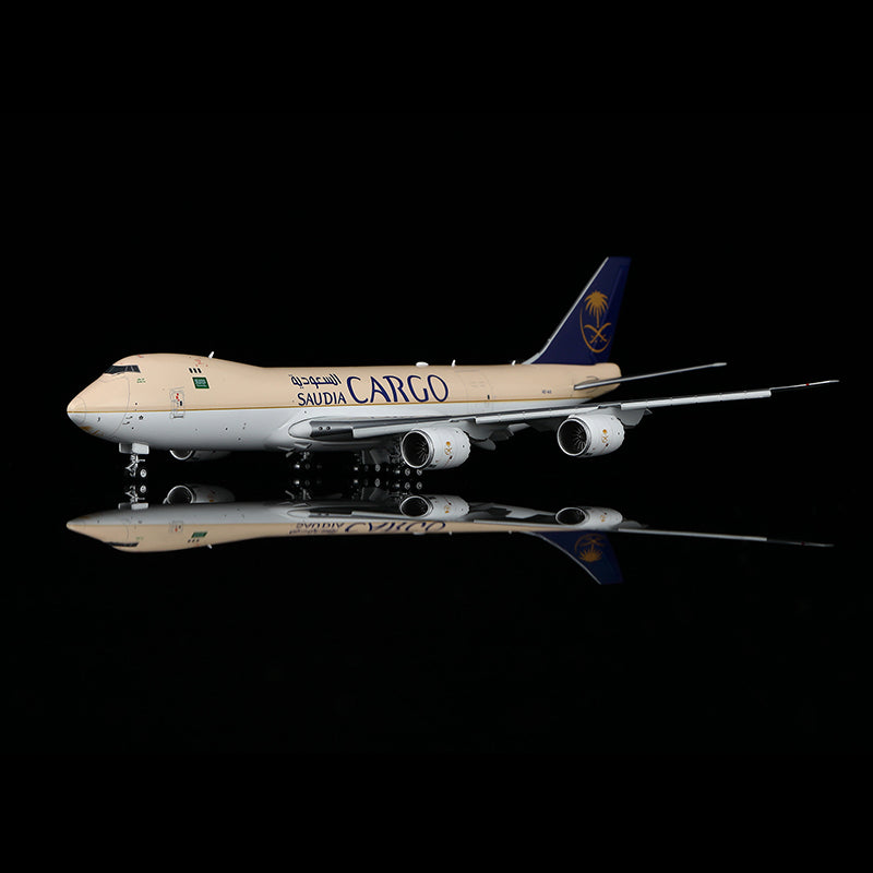 HX Models Saudi Arabian Airlines Cargo B747-8F HZ-AI4 "Flaps Down" Scale Model