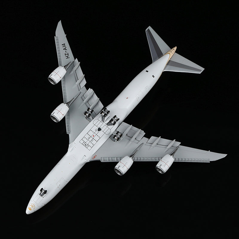 HX Models Saudi Arabian Airlines Cargo B747-8F HZ-AI3 "Flaps Down" Scale Model