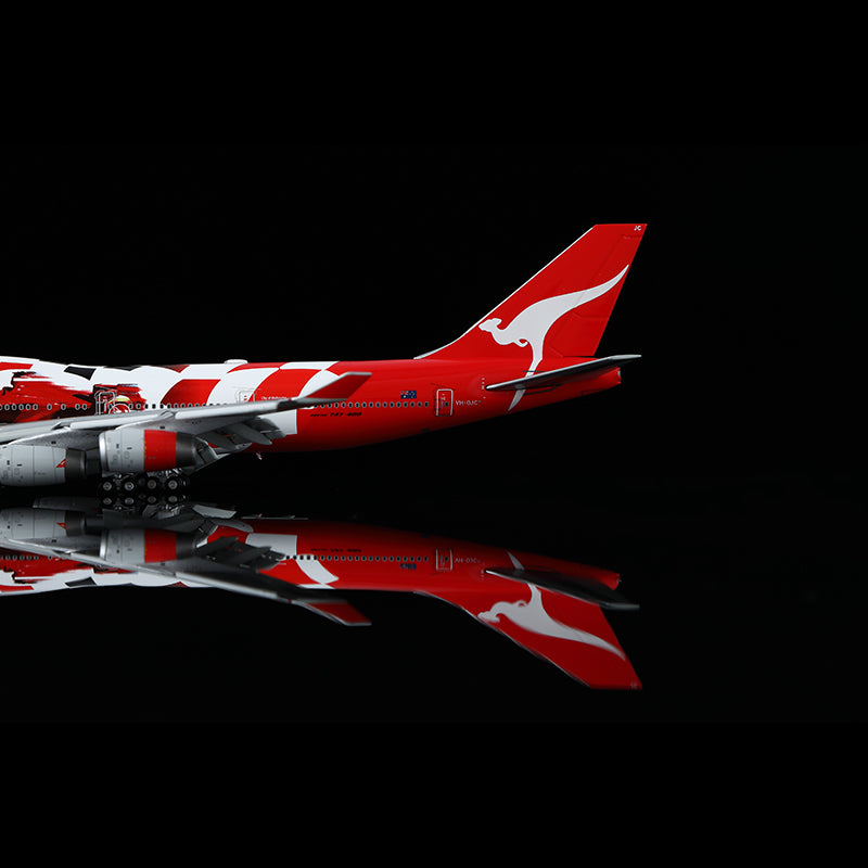 1/400 Qantas Boeing 747-400 VH-OJC “2000 Australian Grand Prix” Flaps-Down