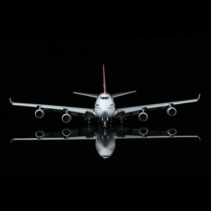 1/400 Qantas Boeing 747-400 VH-OJC “2000 Australian Grand Prix” Flaps-Down