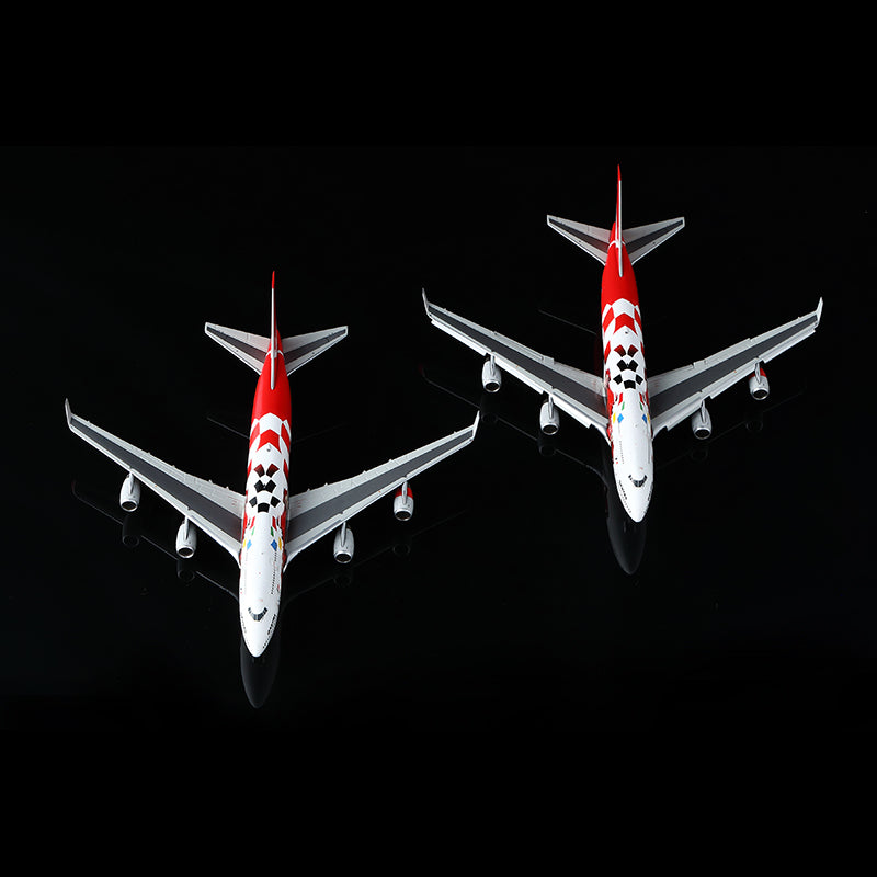 1/400 Qantas Boeing 747-400 VH-OJC “2000 Australian Grand Prix”