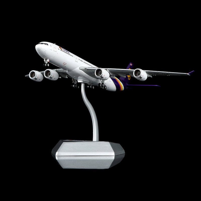 1/400 Thai Airways Airbus A340-500 HS-TLB