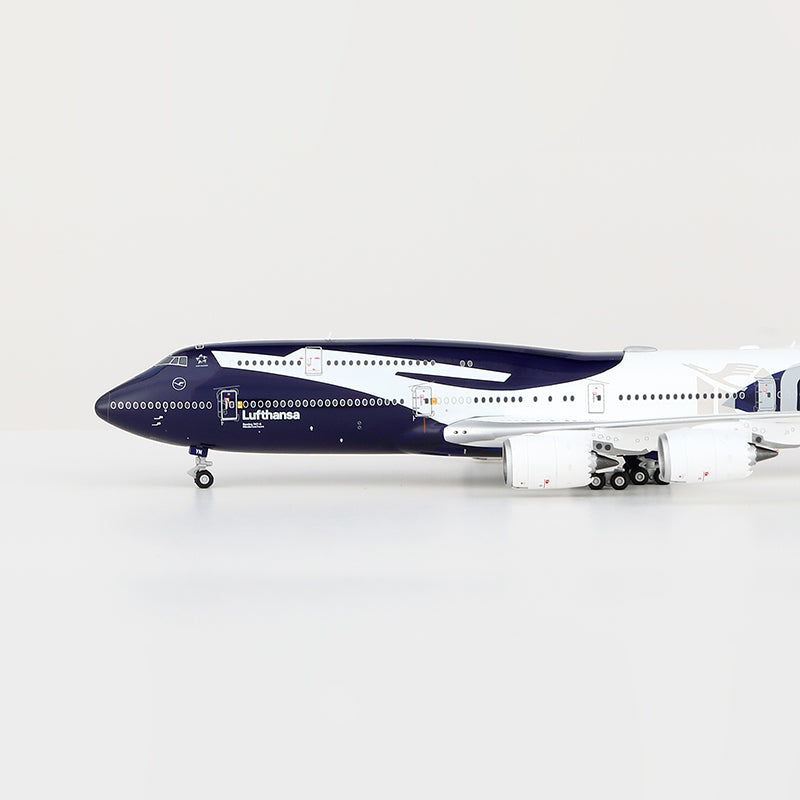 HX Models 1/400 Lufthansa  B747-8 D-ABYN “100th”Anniversary Scale Model
