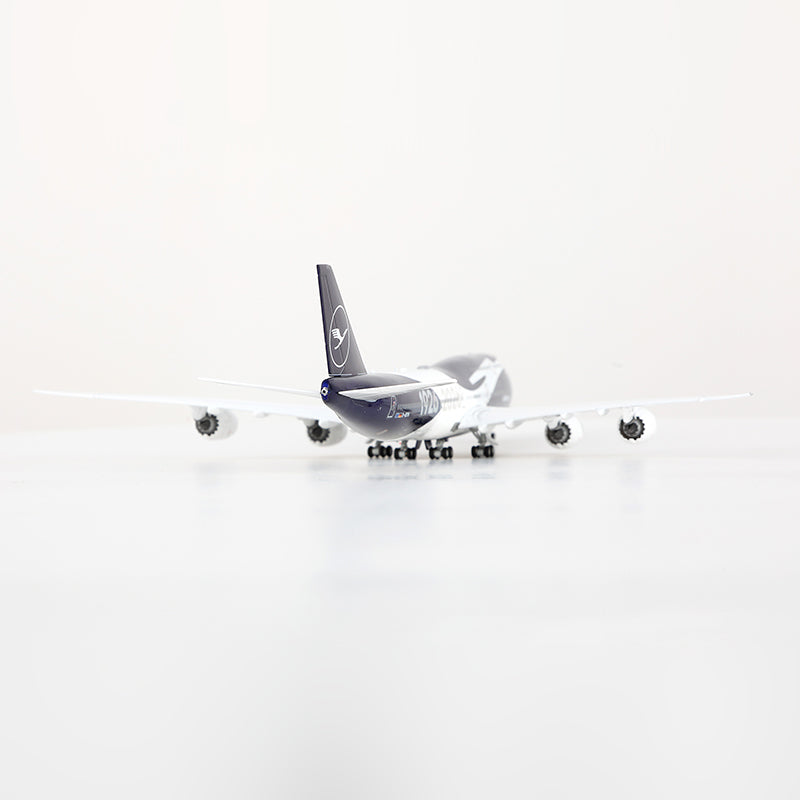 HX Models 1/400 Lufthansa  B747-8 D-ABYN “100th”Anniversary Scale Model
