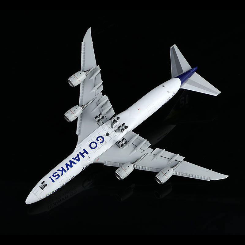 波音公司 B747-8F「襟翼放下」N841BA