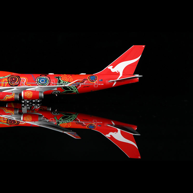 Qantas B747-400 "Wunala Dreaming" VH-OJB