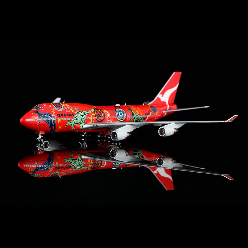 Qantas B747-400 "Wunala Dreaming" VH-OEJ