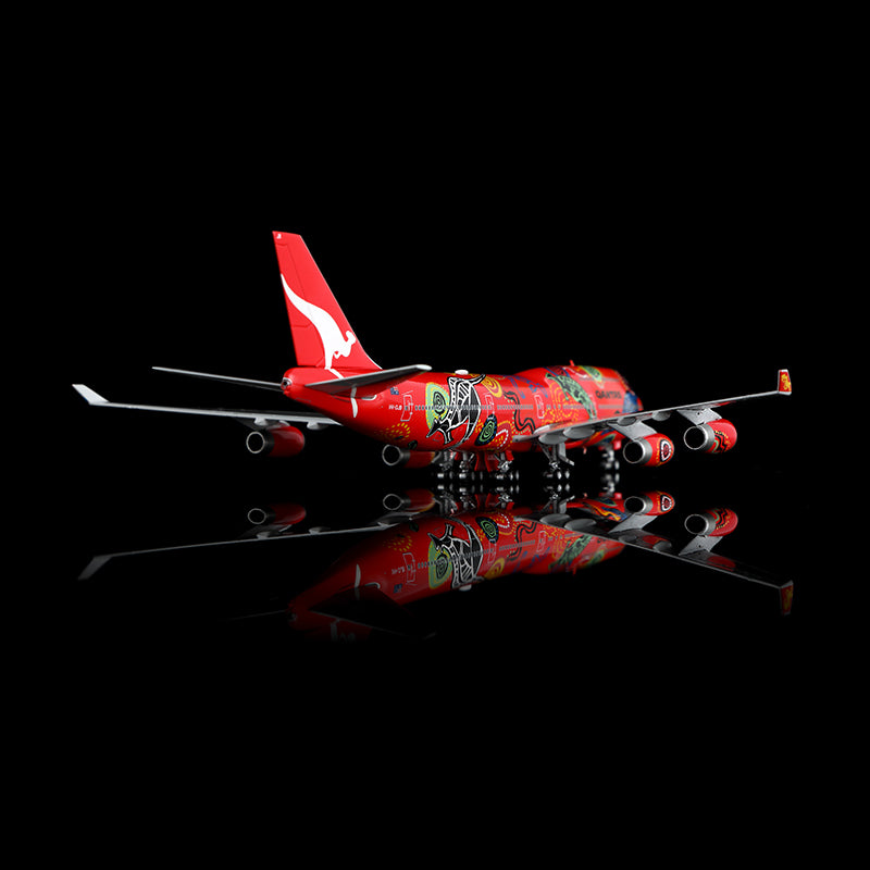 Qantas B747-400 "Wunala Dreaming" VH-OJB