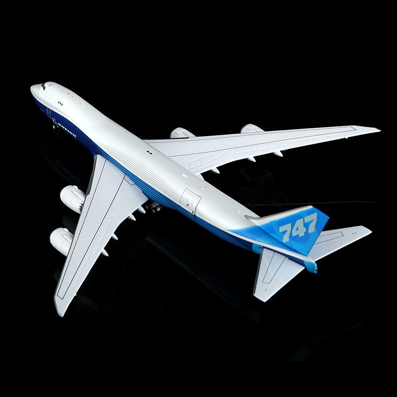 波音公司 B747-8F「互動系列」