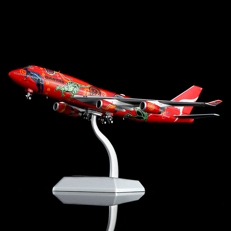 Qantas B747-400 "Wunala Dreaming" VH-OJB