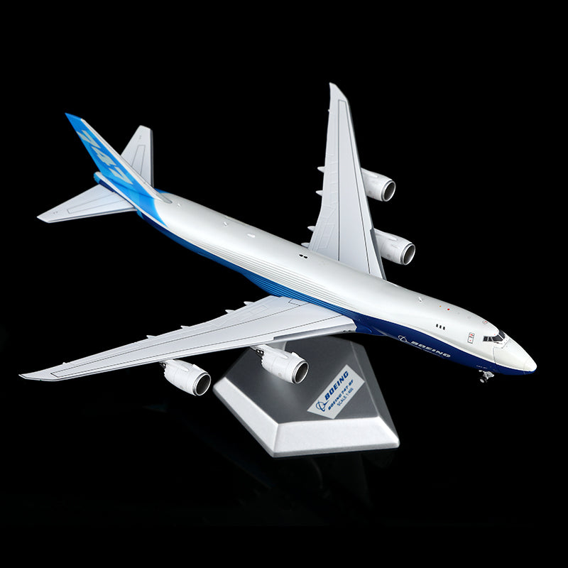 波音公司 B747-8F「互動系列」