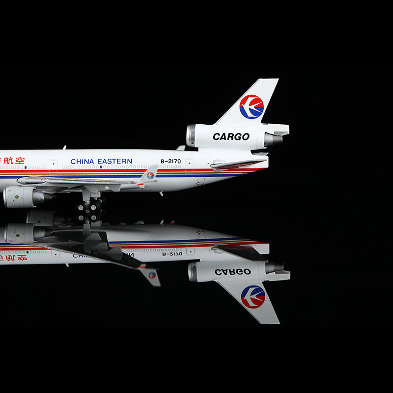 中國東方航空麥道 MD-11F B-2170