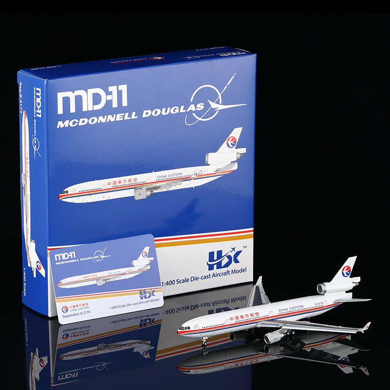 中國東方航空麥道 MD-11F「襟翼放下」B-2174