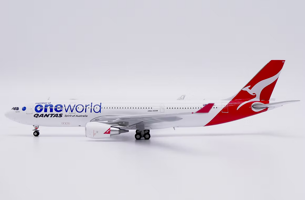 JC Wings 澳洲航空「寰宇一家 Oneworld」空中巴士 A330-200 VH-EBV 1:400 飛機合金模型
