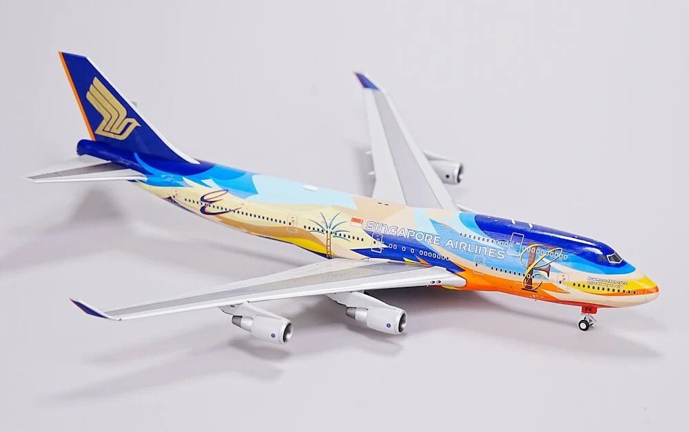 HX Models 1/400 Singapore Airlines Boeing 747-400 9V-SPL "Tropical" Scale Model